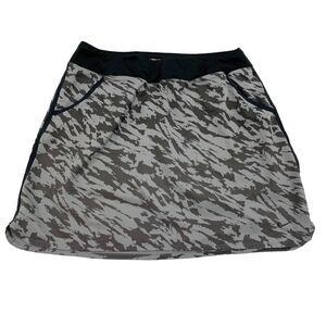 Nike Sz M Active Skort Skirt Dri Fit Golf Tennis zip Pockets Shorts camo black